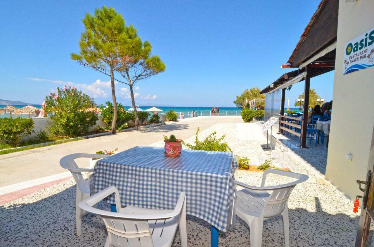 אליקאנאס Oasis Beachfront Studios & Apartments, By Zantewize מראה חיצוני תמונה
